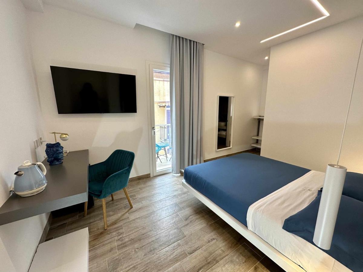 BeB Altomare Bed & Breakfast LMP Exterior foto